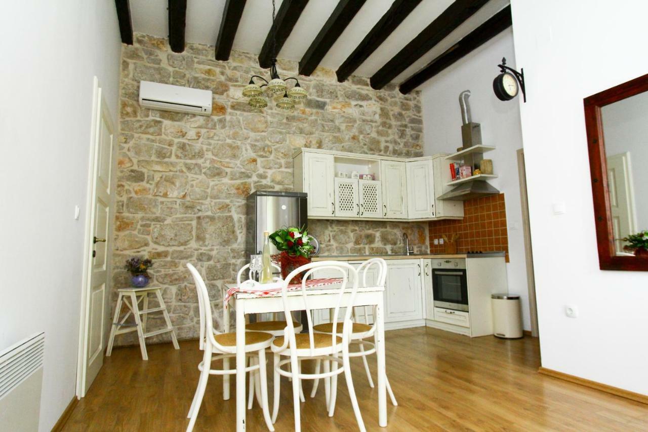 Old House Apartment สเวติ ฟิลลิปปี ยาคอฟ ภายนอก รูปภาพ